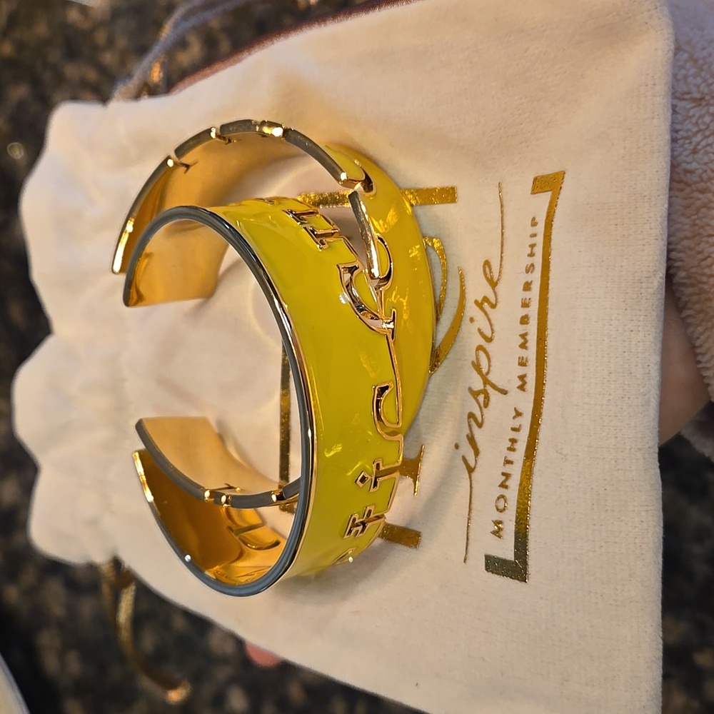 NWOT Rustic Cuff Yellow Split Cuff
